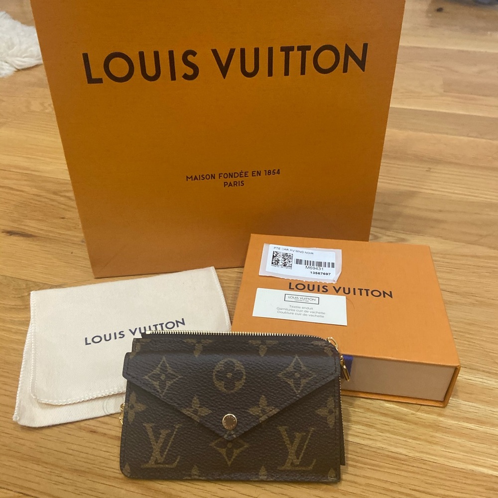 Louis Vuitton Recto Verso Key Wallet